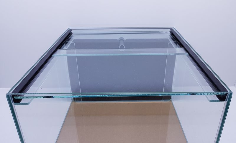 Bild 1 von Aquarium22HMF komplett mit Filter und Abdeckscheiben für das IKEA Kallax Regal